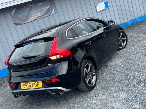 Volvo V40 2.0 D2 R-Design Euro 6 (s/s) 5dr 57