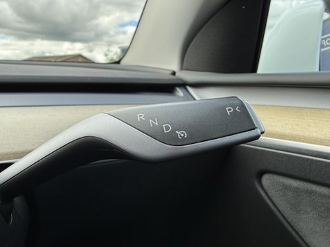 Tesla Model Y SUV 5dr Electric Auto RWD (346 ps) 33