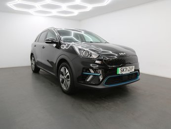 Hyundai KONA 39kWh Premium Auto 5dr (10.5kW Charger)