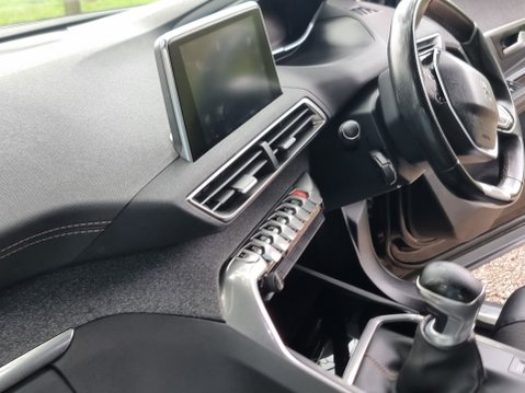 Peugeot 5008 PURETECH S/S GT LINE 46