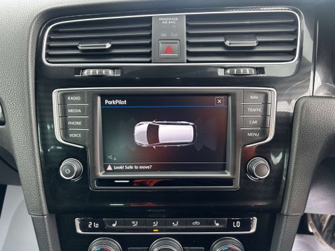 Volkswagen Golf 2.0 Golf GTD TDI Semi-Auto 5dr 33