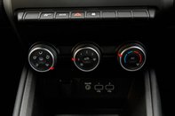 Renault Clio ICONIC TCE 35