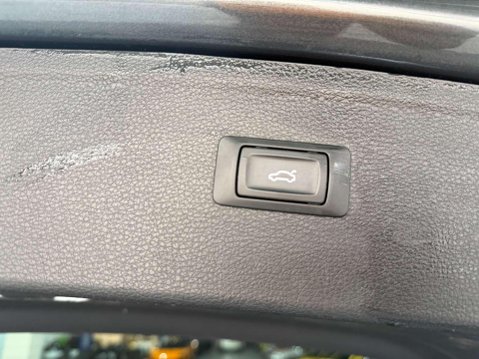 Audi SQ5 3.0 TFSI V6 SUV 5dr Petrol Tiptronic quattro Euro 6 (s/s) (354 ps) 46