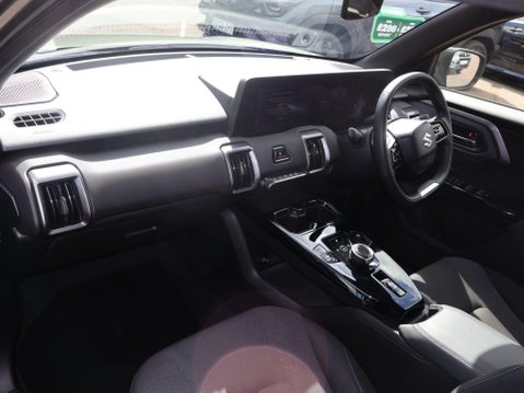 Suzuki e Vitara 61kWh Motion Auto 5dr 14