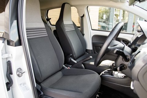 Volkswagen Up E-UP 26