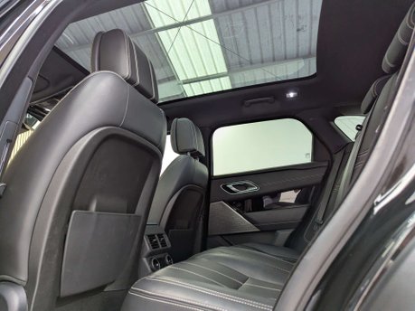 Land Rover Range Rover Velar 3.0 Range Rover Velar R-Dynamic HSE D300 Auto 4WD 5dr 38