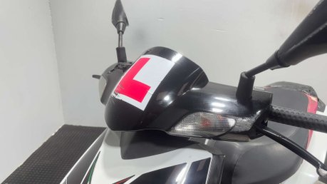 Aprilia SR 2015 15K RUNNING PROJECT SCOOTER 2 STROKE 2T LONG MOT 50CC 21