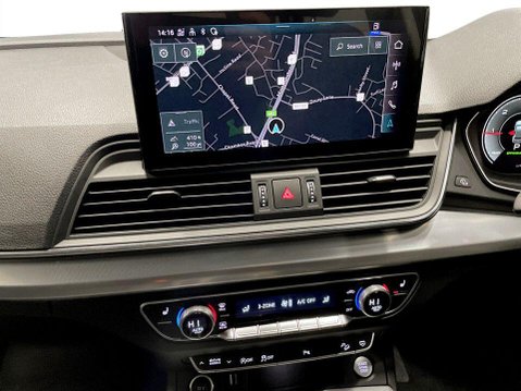 Audi Q5 2.0 TDI 40 Sport SUV 5dr Diesel S Tronic quattro Euro 6 (s/s) (204 ps) Air 18