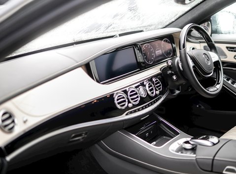 Mercedes-Benz M Class S600 40