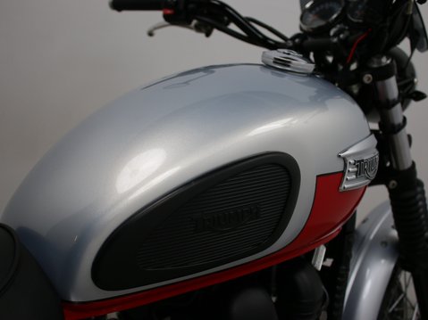 Triumph Scrambler BONNEVILLE SCRAMBLER 865 15