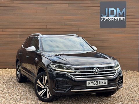 Volkswagen Touareg 3.0 Touareg V6 R-Line Tech TDI Auto 4WD 5dr 1
