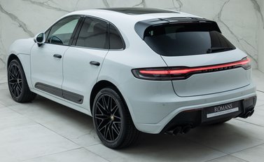 Porsche Macan GTS 12