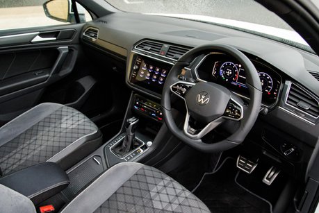 Volkswagen Tiguan R-LINE TSI DSG