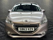 Peugeot 208 1.6 VTi Allure Hatchback 5dr Petrol Auto Euro 5 (120 ps) 1