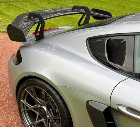 Porsche 718 Cayman CAYMAN GT4 RS PDK 42