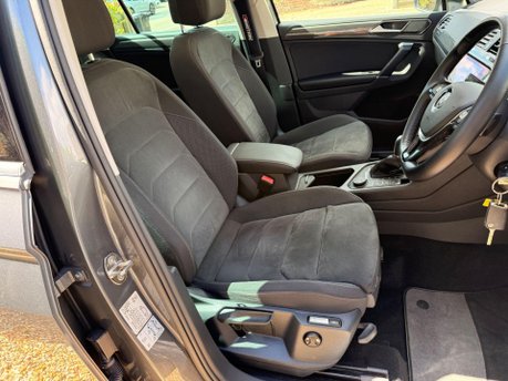 Volkswagen Tiguan 2.0 TDI SEL DSG 4Motion Euro 6 (s/s) 5dr 25