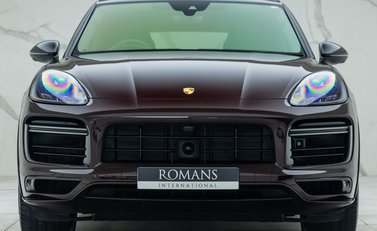 Porsche Cayenne TURBO S E-Hybrid Coupe 4