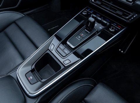 Porsche 911 Targa 4S (992) 29