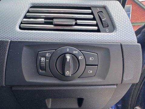 BMW 3 Series 320I M SPORT 16