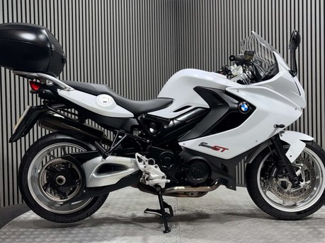 BMW F800 2013 ONLY 25K NEW MOT VERY CLEAN SPORTS TOURER 800CC