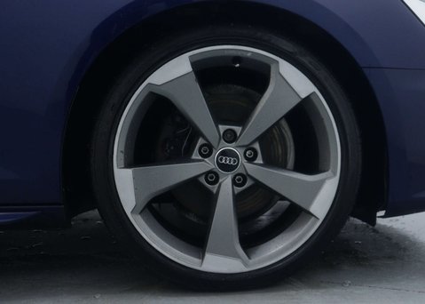 Audi A4 2.0 A4 Black Edition 35 TFSI Semi-Auto 4dr 14