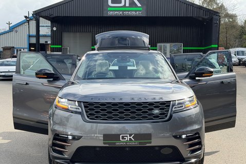 Land Rover Range Rover Velar FIRST EDITION - HUGE SPEC - PAN ROOF -1600W MERIDIAN -AIR SUSPENSION 24