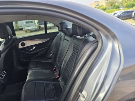 Mercedes-Benz E Class 2.0 E220d SE Saloon 4dr Diesel G-Tronic+ Euro 6 (s/s) (194 ps) 7
