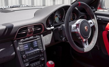 Porsche 911 GT3 RS 4.0 (997) 15
