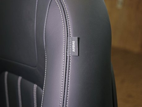 New Land Rover Defender 90 and 110 commercial seat upgrades 2021 model onwards 15