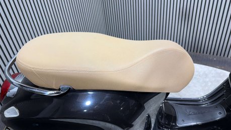 Piaggio Vespa Primavera 2021 9K LONG MOT SERVICED 125CC LEARNER LEGAL SCOOTER 14