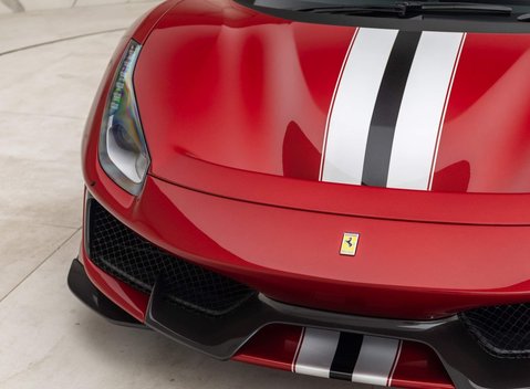 Ferrari 488 Pista 21