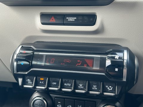 Suzuki Ignis SZ5 DUALJET ALLGRIP SHVS MHEV 27