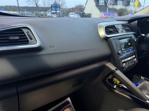 Renault Kadjar 1.2 TCe Dynamique S Nav Euro 6 (s/s) 5dr 31