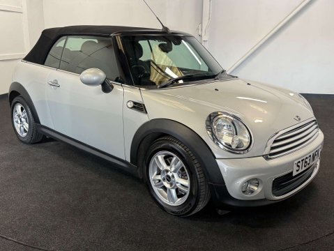 Mini Convertible 1.6 One 2dr 4