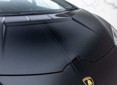 Lamborghini Huracan Tecnica 36