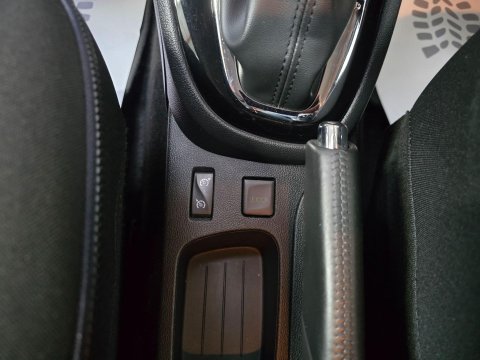 Renault Captur 1.5 dCi ENERGY Dynamique S Nav Auto Euro 6 (s/s) 5dr 21