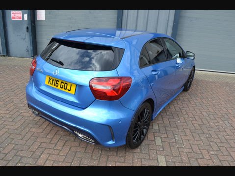 Mercedes-Benz A Class 2.1 A200d AMG Line (Premium) 7G-DCT Euro 6 (s/s) 5dr 22