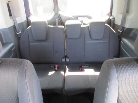 Honda Stepwagon RP5 Spada 2.0 Hybrid 16