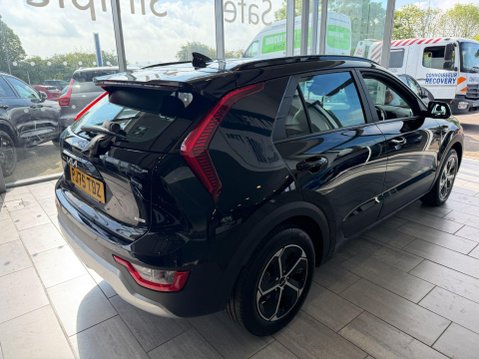 Kia Niro 1.6h GDi Pure DCT Euro 6 (s/s) 5dr 9