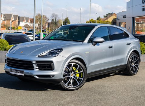 Porsche Cayenne E-Hybrid Coupe 2