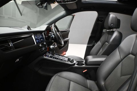 Porsche Macan 2.9 Macan S Semi-Auto 4WD 5dr 20