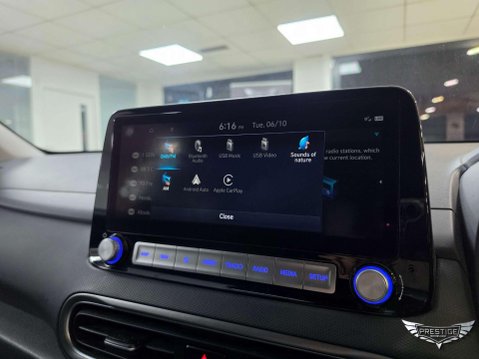 Hyundai KONA 64kWh Premium Auto 5dr (10.5kW Charger) 38