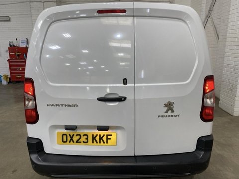 Peugeot Partner BLUEHDI PROFESSIONAL PREMIUM PLUS L1 6