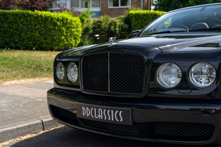 Bentley Azure T 10