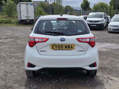 Toyota Yaris 1.5 VVT-h Icon Tech Hatchback 5dr Petrol Hybrid E-CVT Euro 6 (s/s) (100 ps) 8