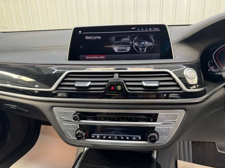 BMW 7 Series 4.4 750i M Sport xDrive Auto 4WD 4dr 81