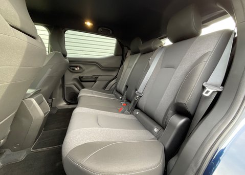 Suzuki e Vitara MOTION 11