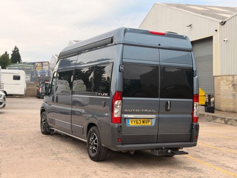 Auto-Trail V-Line 600 4