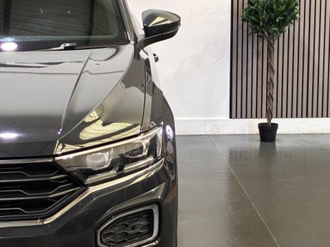 Volkswagen T-Roc 1.6 TDI R-Line Euro 6 (s/s) 5dr 52