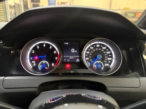 Volkswagen Golf 2.0 TSI BlueMotion Tech R 4Motion Euro 6 (s/s) 5dr 20